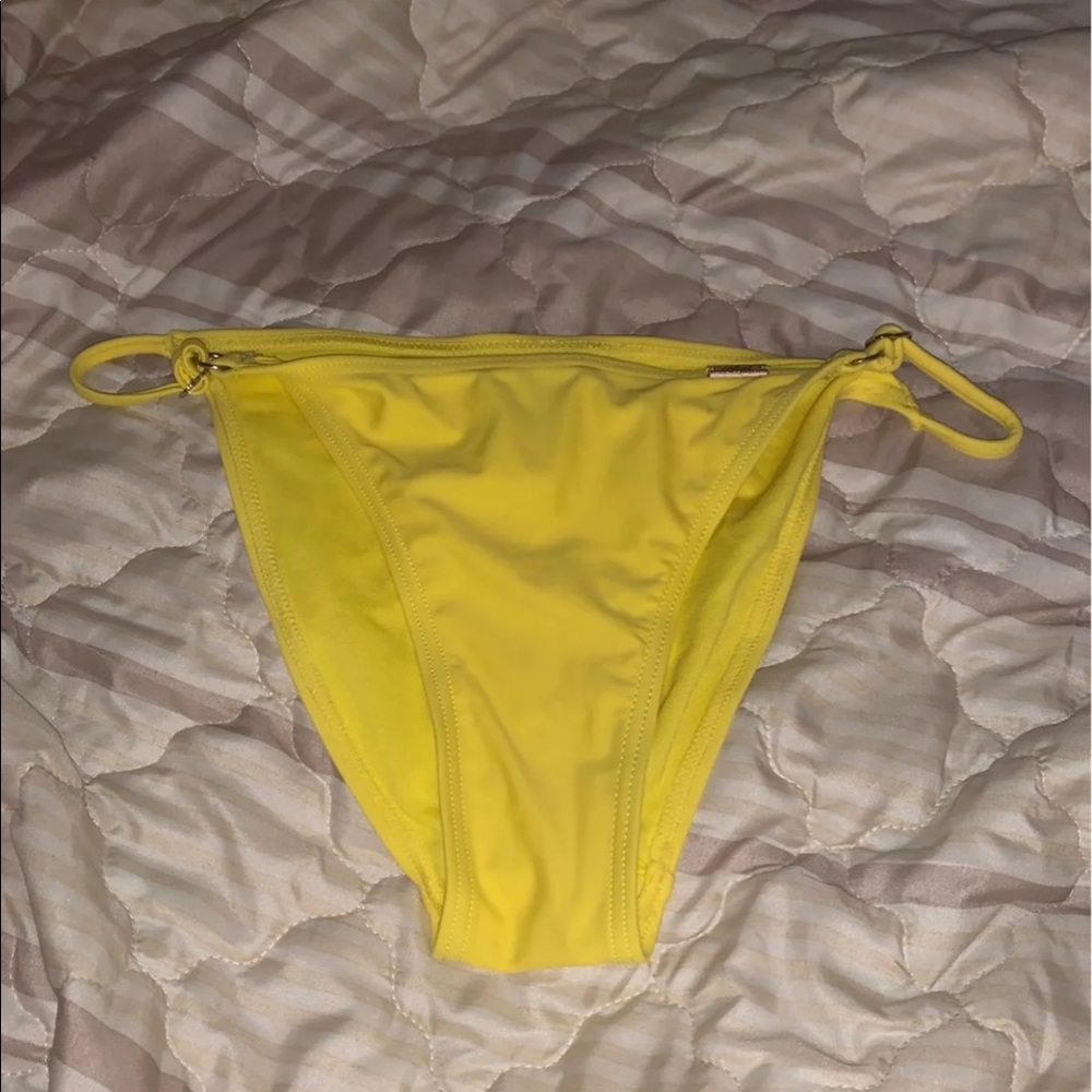 bikini bottoms